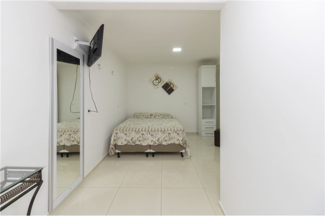 Imagem Casa com 3 Quartos à Venda, em Cidade Líder - São Paulo Imagem Casa com 3 Quartos à Venda, em Cidade Líder - São Paulo