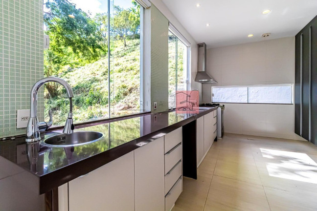 Imagem Casa com 5 Quartos à Venda, 436 m² em Vila Progresso - Niterói Imagem Casa com 5 Quartos à Venda, 436 m² em Vila Progresso - Niterói