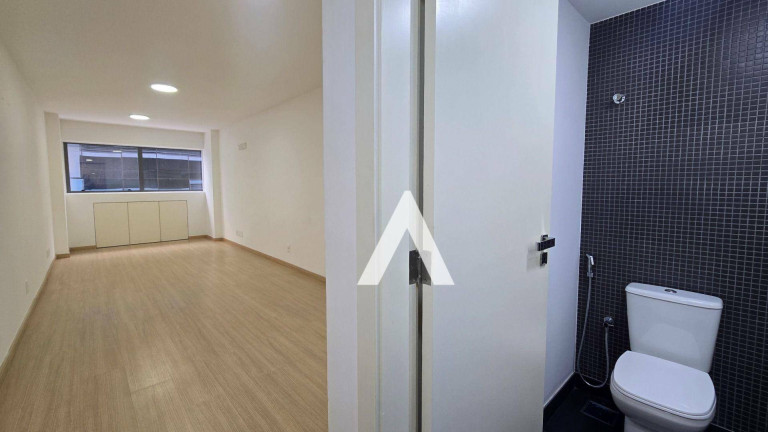 Imagem Sala Comercial à Venda, 29 m² em Várzea - Teresópolis Imagem Sala Comercial à Venda, 29 m² em Várzea - Teresópolis