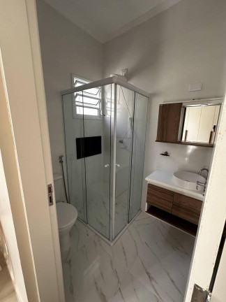 Imagem Casa com 3 Quartos à Venda, 160 m² em Solemar - Praia Grande Imagem Casa com 3 Quartos à Venda, 160 m² em Solemar - Praia Grande