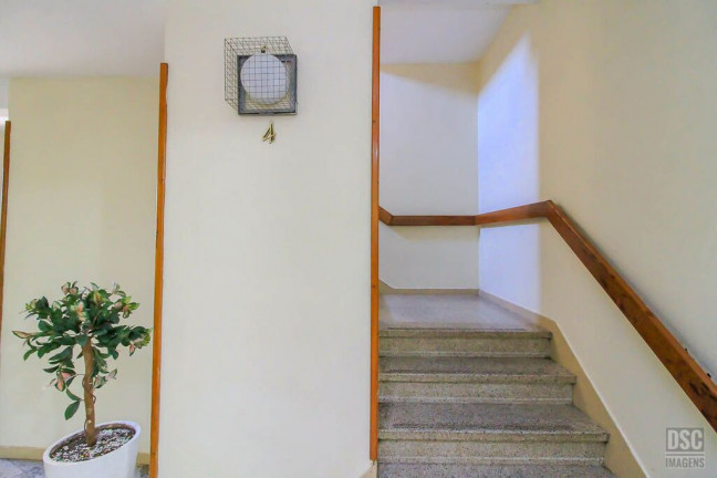 Imagem Apartamento com 2 Quartos à Venda, 56 m² em Azenha - Porto Alegre Imagem Apartamento com 2 Quartos à Venda, 56 m² em Azenha - Porto Alegre