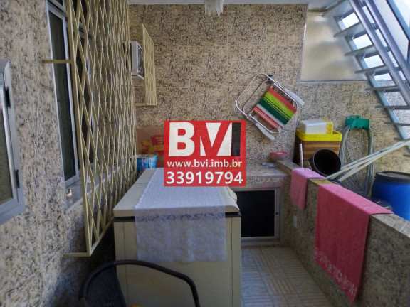 Imagem Casa com 2 Quartos à Venda, 65 m² em Olaria - Rio De Janeiro