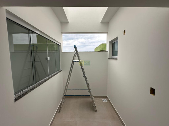 Imagem Sobrado com 2 Quartos à Venda, 80 m² em Zimbros - Bombinhas Imagem Sobrado com 2 Quartos à Venda, 80 m² em Zimbros - Bombinhas