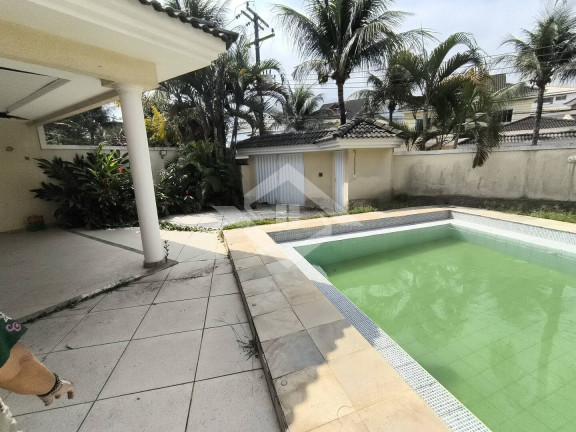 Imagem Casa com 4 Quartos à Venda, 330 m² em Vargem Pequena - Rio De Janeiro Imagem Casa com 4 Quartos à Venda, 330 m² em Vargem Pequena - Rio De Janeiro