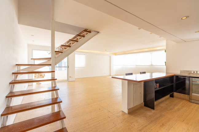 Apartamento com 2 Quartos à Venda, 182 m² em Vila Nova Conceição - São Paulo