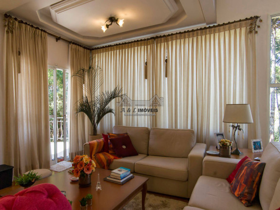 Imagem Casa com 4 Quartos à Venda, 442 m² em Vila Natal - Campos Do Jordão