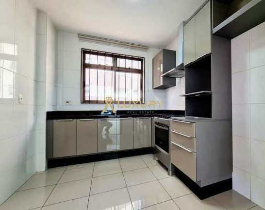 Imagem Imóvel com 4 Quartos à Venda, 140 m² em Cruzeiro - Belo Horizonte Imagem Imóvel com 4 Quartos à Venda, 140 m² em Cruzeiro - Belo Horizonte