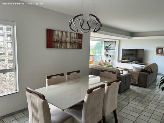 Imagem Apartamento com 3 Quartos à Venda, 150 m² em Espinheiro - Recife