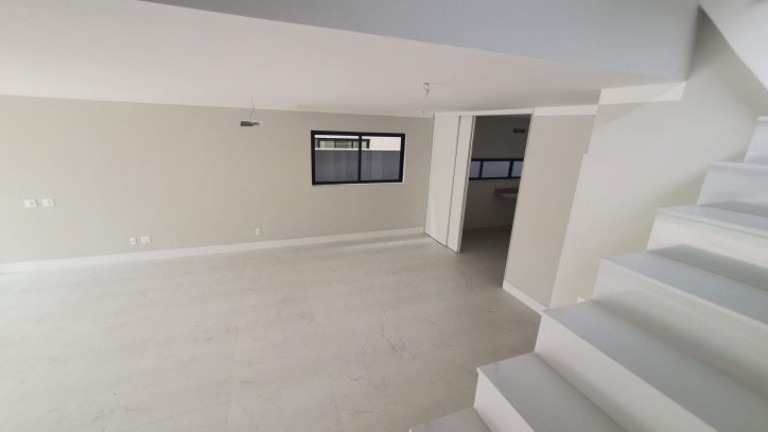 Imagem Casa com 6 Quartos à Venda, 380 m² em Barra Da Tijuca - Rio De Janeiro
