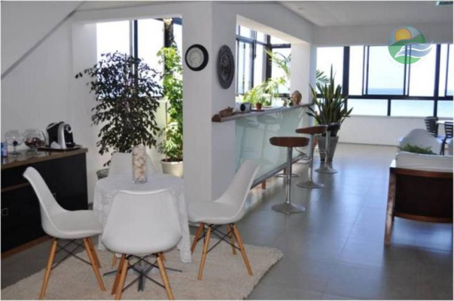 Imagem Cobertura com 4 Quartos à Venda, 323 m² Imagem Cobertura com 4 Quartos à Venda, 323 m²