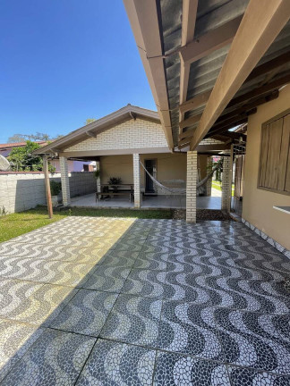 Imagem Casa com 2 Quartos à Venda, 137 m² em Olaria - Canoas Imagem Casa com 2 Quartos à Venda, 137 m² em Olaria - Canoas