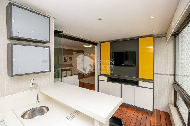 Imagem Apartamento com 3 Quartos à Venda, 162 m² em Moema - São Paulo Imagem Apartamento com 3 Quartos à Venda, 162 m² em Moema - São Paulo