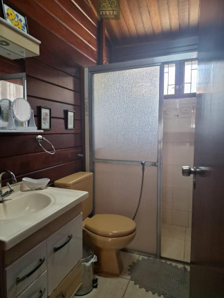 Imagem Casa com 2 Quartos à Venda, 134 m² Imagem Casa com 2 Quartos à Venda, 134 m²