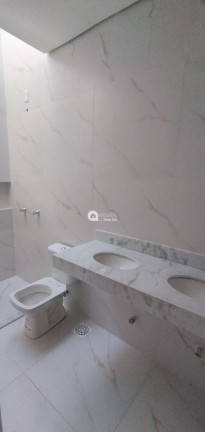 Imagem Casa com 3 Quartos à Venda, 103 m² Imagem Casa com 3 Quartos à Venda, 103 m²