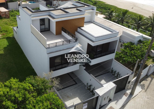 Imagem Sobrado com 3 Quartos à Venda, em Itajuba - Barra Velha Imagem Sobrado com 3 Quartos à Venda, em Itajuba - Barra Velha