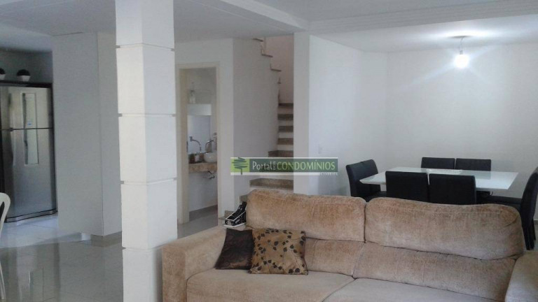 Imagem Sobrado com 3 Quartos à Venda, 206 m² em Atuba - Curitiba Imagem Sobrado com 3 Quartos à Venda, 206 m² em Atuba - Curitiba