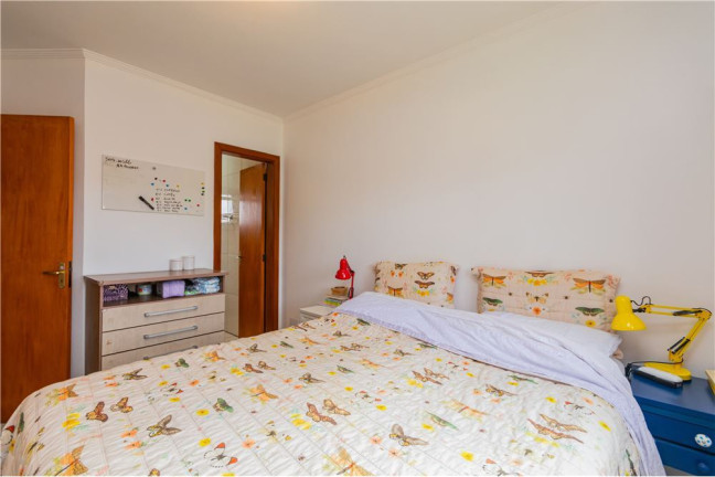 Imagem Casa com 3 Quartos à Venda, em Nonoai - Porto Alegre Imagem Casa com 3 Quartos à Venda, em Nonoai - Porto Alegre
