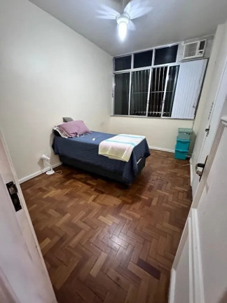 Imagem Imóvel com 3 Quartos à Venda, 134 m² em Icaraí - Niterói Imagem Imóvel com 3 Quartos à Venda, 134 m² em Icaraí - Niterói