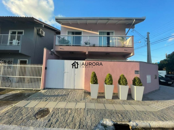 Casa com 2 Quartos à Venda, 170 m² em Barra - Balneário Camboriú