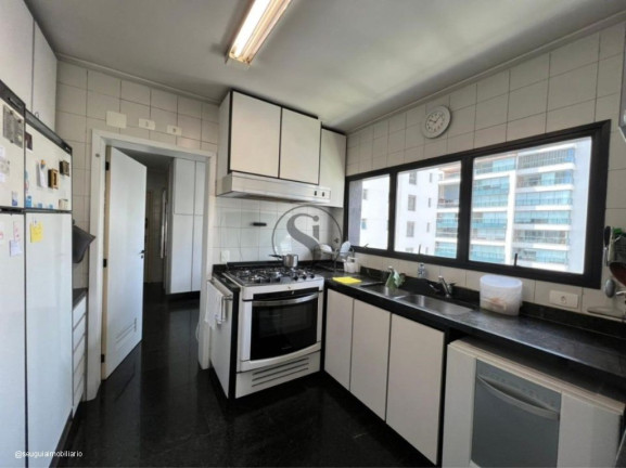 Imagem Apartamento com 3 Quartos à Venda, 220 m² em Itaim Bibi - São Paulo