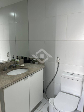 Imagem Apartamento com 2 Quartos à Venda, 70 m² em Barra Da Tijuca - Rio De Janeiro