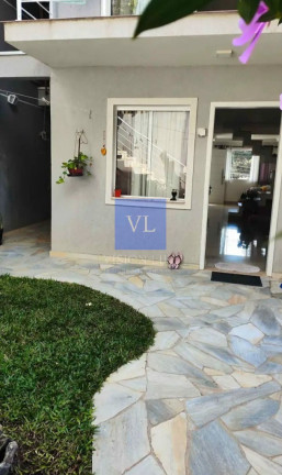 Imagem Casa com 3 Quartos à Venda, 160 m² em Santa Cândida - Curitiba