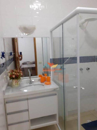 Imagem Casa com 3 Quartos à Venda, 196 m² em Cocanha - Caraguatatuba
