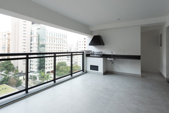 Apartamento com 3 Quartos à Venda, 163 m² em Moema - São Paulo