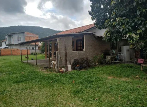 Terreno à Venda, 750 m² em São João Do Rio Vermelho - Florianópolis