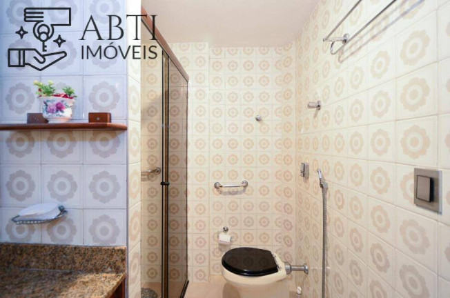 Imagem Apartamento com 3 Quartos à Venda, 73 m² em Moema - São Paulo