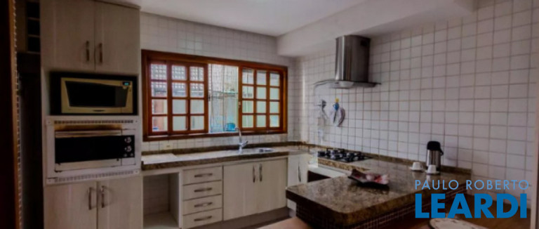 Imagem Sobrado com 3 Quartos à Venda, 270 m² em Vila Guiomar - Santo André Imagem Sobrado com 3 Quartos à Venda, 270 m² em Vila Guiomar - Santo André