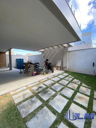 Imagem Casa com 3 Quartos à Venda, 180 m² em Itapebussu - Guarapari