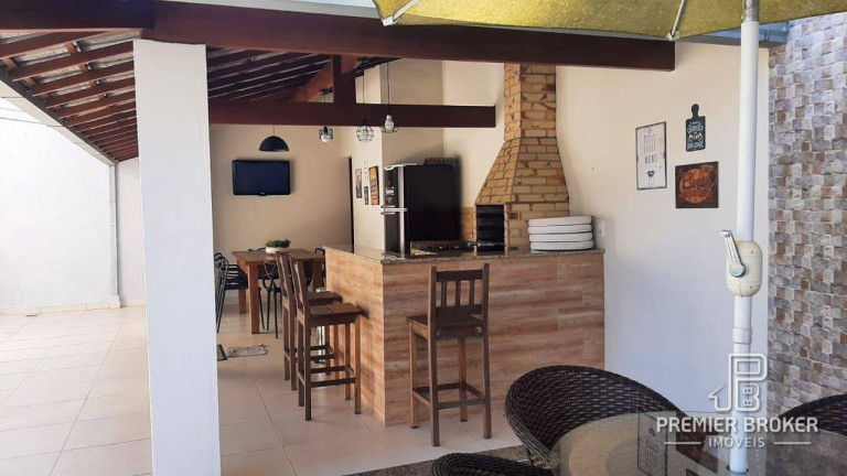 Imagem Casa com 4 Quartos à Venda, 202 m² em Tijuca - Teresópolis Imagem Casa com 4 Quartos à Venda, 202 m² em Tijuca - Teresópolis
