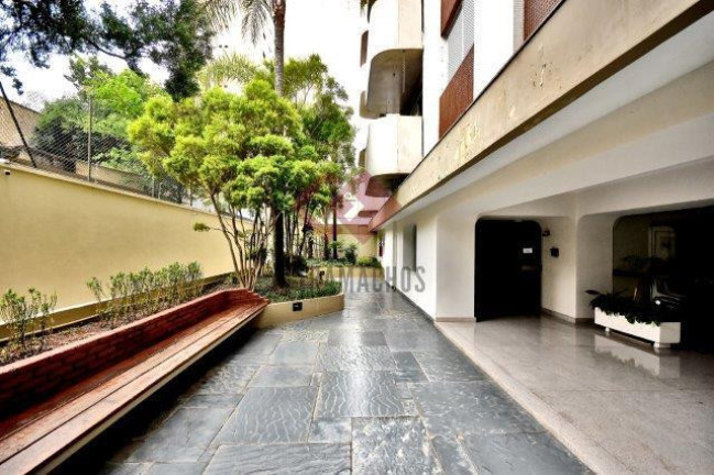 Imagem Apartamento com 3 Quartos à Venda, 181 m² em Moema - São Paulo Imagem Apartamento com 3 Quartos à Venda, 181 m² em Moema - São Paulo