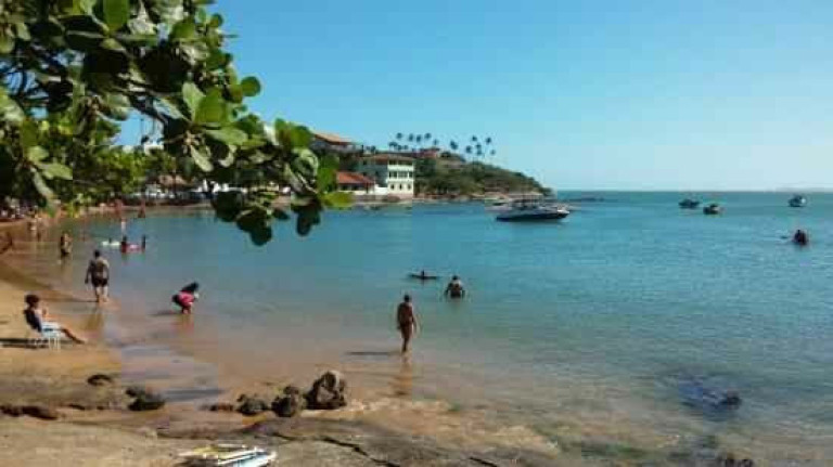 Imagem Casa com 5 Quartos à Venda, 800 m² em Meaipe - Guarapari Imagem Casa com 5 Quartos à Venda, 800 m² em Meaipe - Guarapari