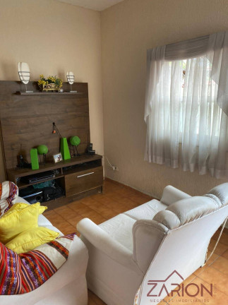 Imagem Casa com 2 Quartos à Venda, 100 m² em Centro - Pindamonhangaba Imagem Casa com 2 Quartos à Venda, 100 m² em Centro - Pindamonhangaba