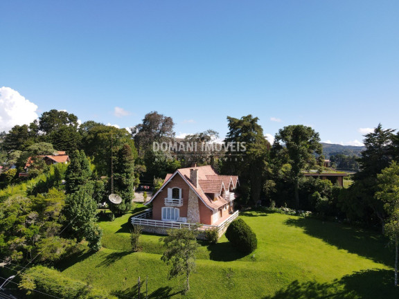 Imagem Casa com 4 Quartos à Venda, 560 m² em Região Do Alto Do Capivari - Campos Do Jordão Imagem Casa com 4 Quartos à Venda, 560 m² em Região Do Alto Do Capivari - Campos Do Jordão