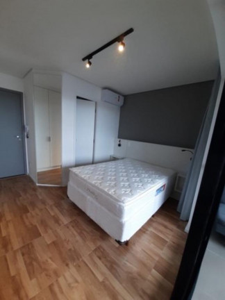Imagem Kitnet com 1 Quarto à Venda, 32 m² em Bom Retiro - São Paulo Imagem Kitnet com 1 Quarto à Venda, 32 m² em Bom Retiro - São Paulo