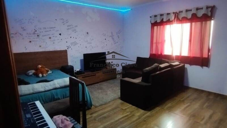 Imagem Sobrado com 2 Quartos à Venda, 205 m² em Vila Roma - Roseira Imagem Sobrado com 2 Quartos à Venda, 205 m² em Vila Roma - Roseira