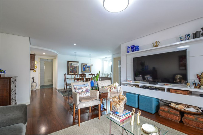 Apartamento com 3 Quartos à Venda, 134 m² em Real Parque - São Paulo