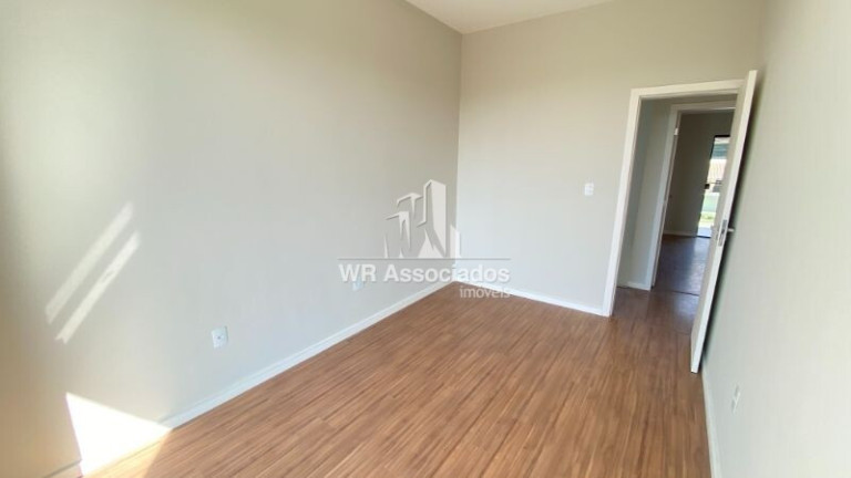 Imagem Casa com 3 Quartos à Venda, 230 m² Imagem Casa com 3 Quartos à Venda, 230 m²