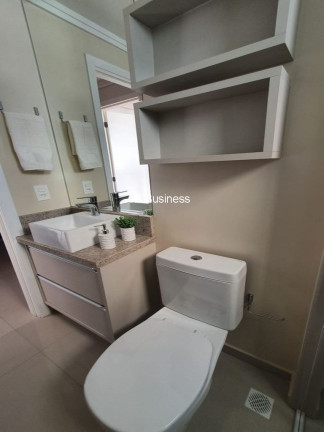 Imagem Imóvel com 2 Quartos à Venda, 66 m² em Nações - Balneário Camboriú Imagem Imóvel com 2 Quartos à Venda, 66 m² em Nações - Balneário Camboriú