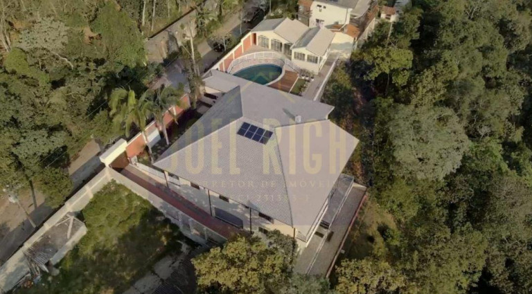 Imagem Casa com 4 Quartos à Venda, 900 m² em Residencial Beverly Hills Park - Mairiporã Imagem Casa com 4 Quartos à Venda, 900 m² em Residencial Beverly Hills Park - Mairiporã