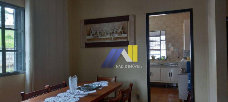 Imagem Casa com 3 Quartos à Venda, 185 m² em Saúde - Pouso Alegre Imagem Casa com 3 Quartos à Venda, 185 m² em Saúde - Pouso Alegre
