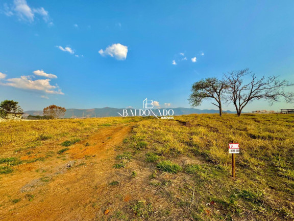 Imagem Terreno à Venda, 300 m² em Centro - Extrema Imagem Terreno à Venda, 300 m² em Centro - Extrema