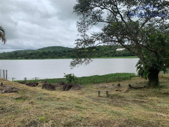 Terreno à Venda, 2.800 m² em Usina - Atibaia