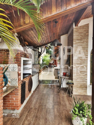 Imagem Casa com 4 Quartos à Venda, 326 m² em Tremembé - São Paulo Imagem Casa com 4 Quartos à Venda, 326 m² em Tremembé - São Paulo