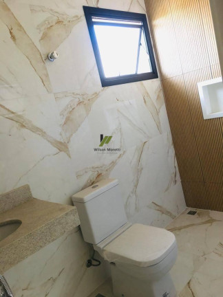 Imagem Casa de Condomínio com 3 Quartos à Venda, 170 m²
