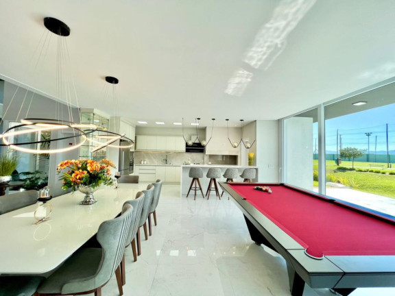 Imagem Casa com 4 Quartos à Venda, 240 m² em -- - Xangri-la Imagem Casa com 4 Quartos à Venda, 240 m² em -- - Xangri-la