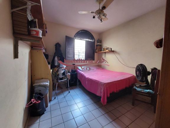 Imagem Casa com 3 Quartos à Venda, em Lagoa Nova - Natal Imagem Casa com 3 Quartos à Venda, em Lagoa Nova - Natal